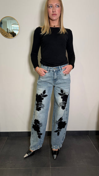 Jeans Annarock con applicazioni