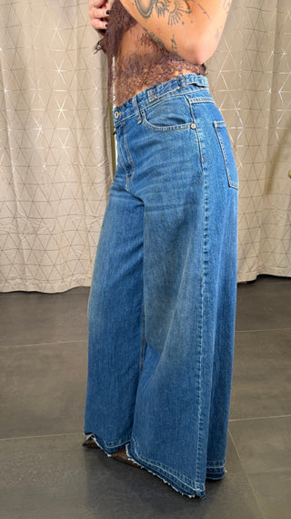 Jeans Please