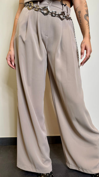 Pantalone a palazzo Please