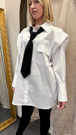 Camicia Over Cravatta Souvenir