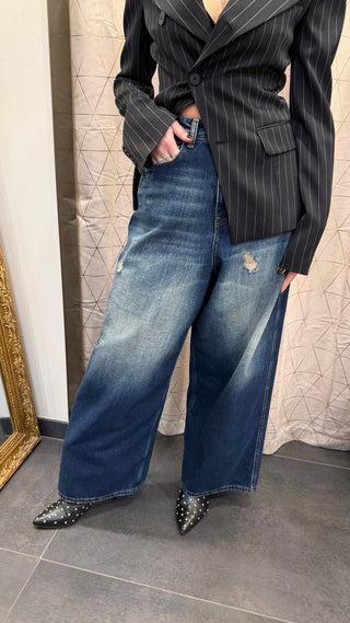 Jeans Over Souvenir