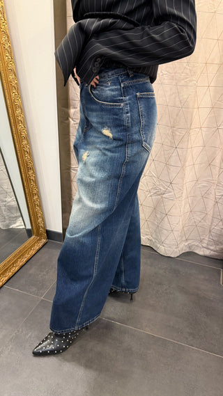 Jeans Over Souvenir
