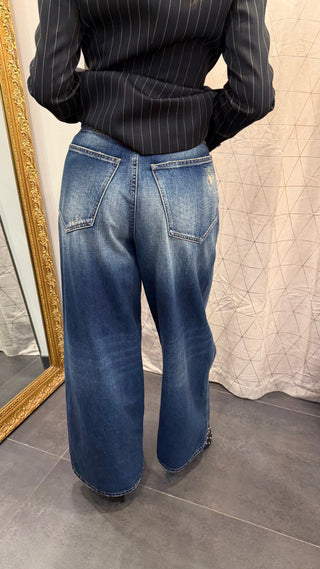 Jeans Over Souvenir